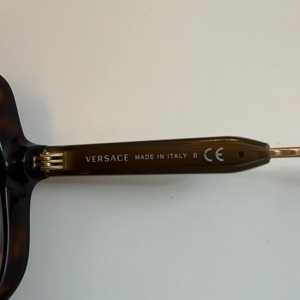 Versace Women's‎ Tortoise Sunglasses